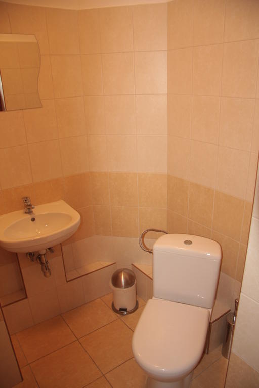 Hostel24 Bed&Breakfast Bydgoszcz Rom bilde