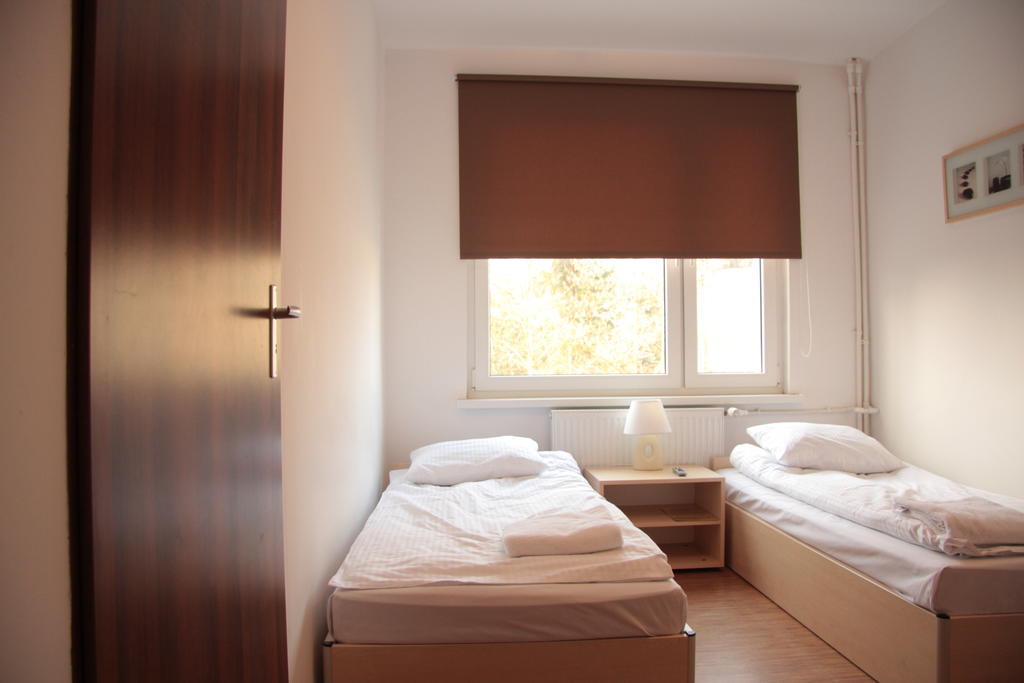 Hostel24 Bed&Breakfast Bydgoszcz Rom bilde